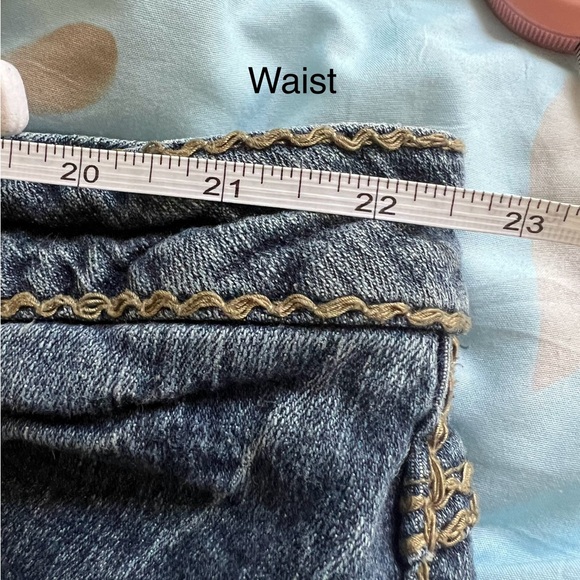 Cato Women’s Jean Shorts - Picture 10 of 12